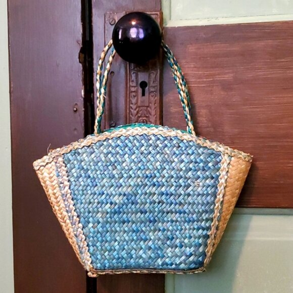 Vintage 2 Easter Baskets OOAK Wicker - Picture 7 of 16